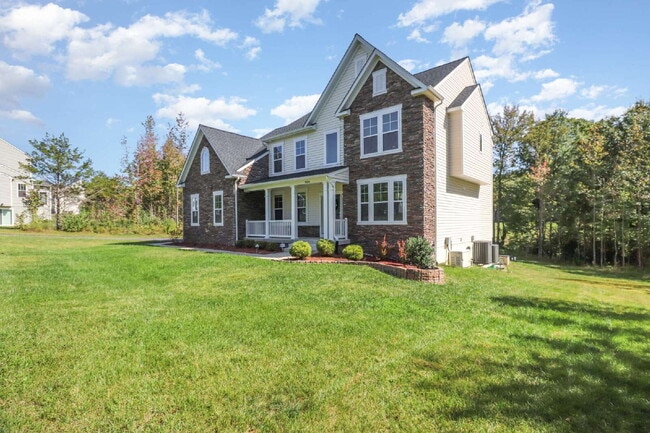 Building Photo - Now Available for Lease – Executive Home i...