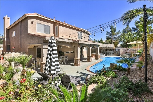 Building Photo - 595 Campus Oaks Ct