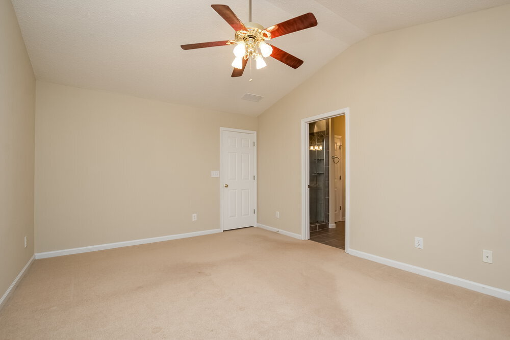 Building Photo - 4425 Ridgefair Dr