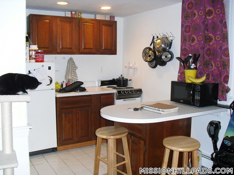 Building Photo - 61 S Huntington Ave