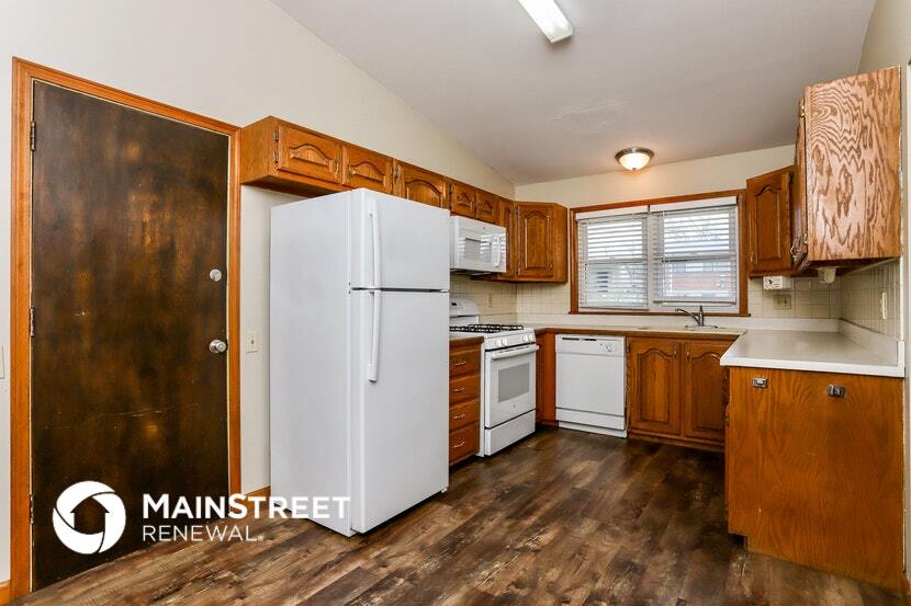 Building Photo - 5 Whitney Cir