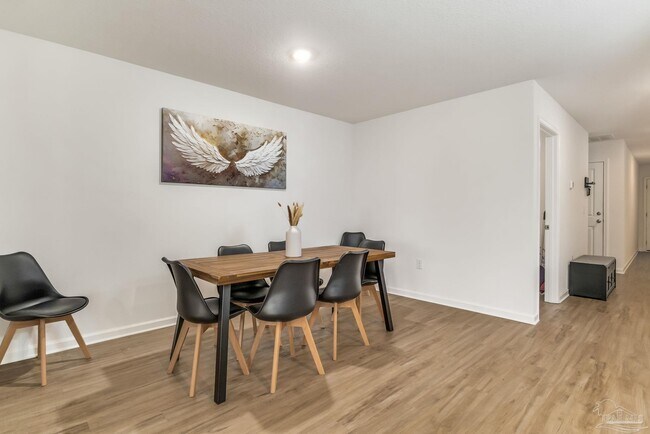 Building Photo - 6793 Paso Fino Dr