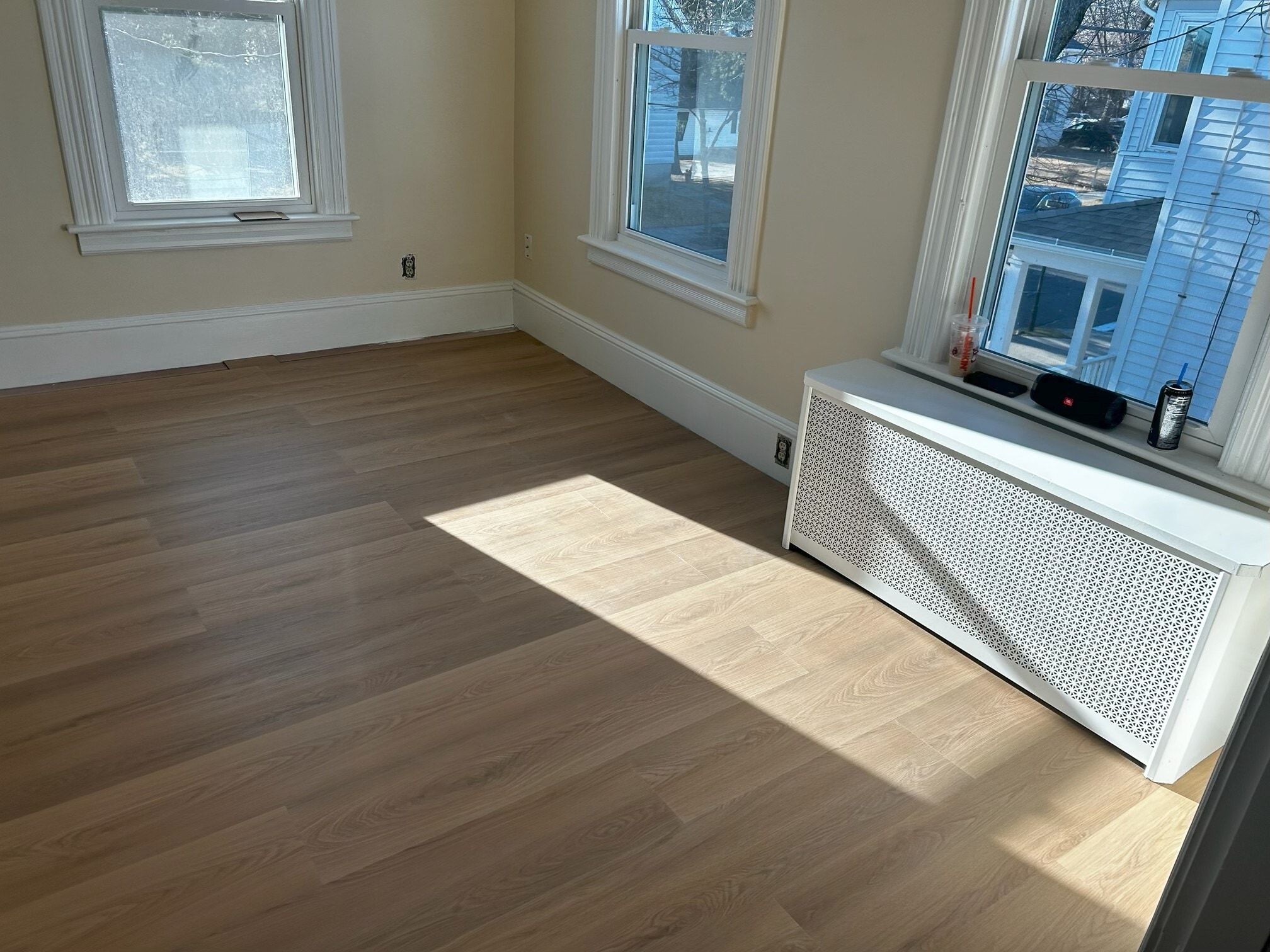 Livingroom - 279 Nottingham St