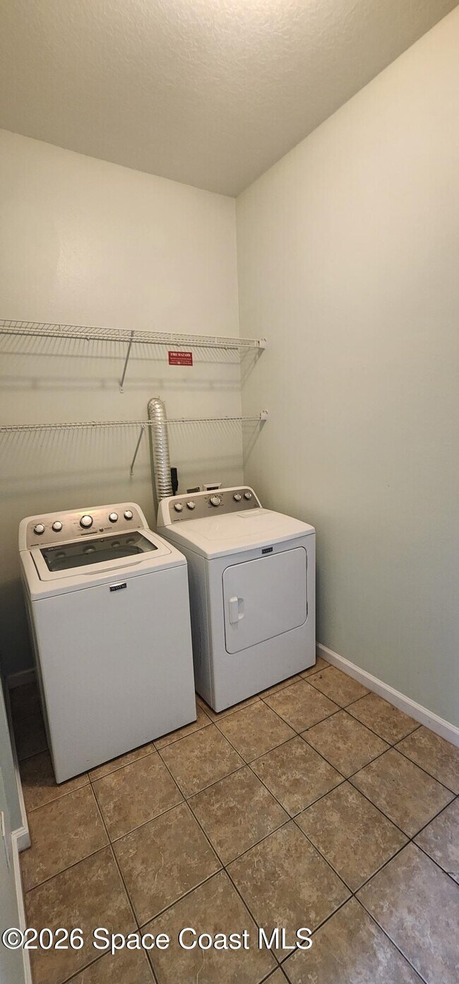 Building Photo - 4047 Meander Pl