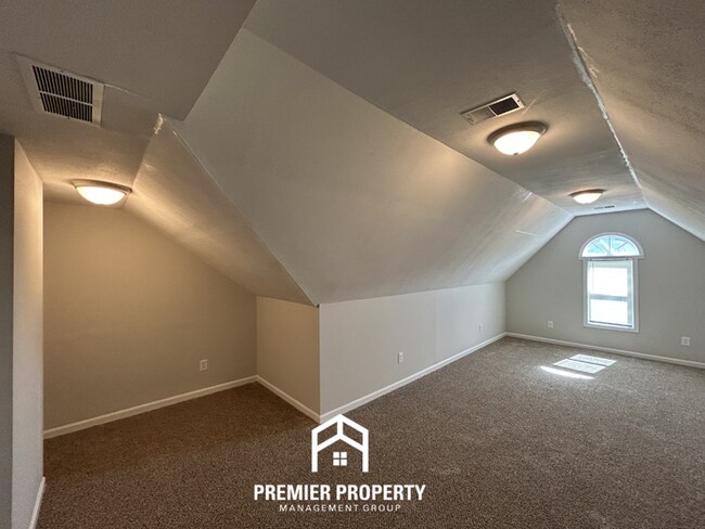 Building Photo - NEWLY RENOVATED 4BR/2.5BA Luxury Home | 2,613 Sq Ft, Vaulted Ceilings & Soaking Tub
