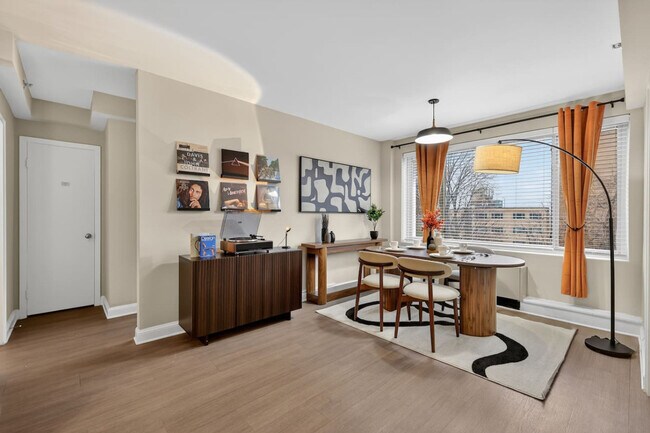 Building Photo - 1500 Arlington Blvd