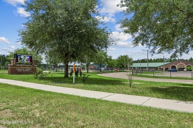 Building Photo - 785 Oakleaf Plantation Pkwy