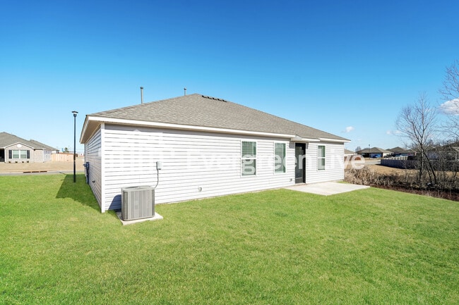 Building Photo - 10174 E Biswell Ln