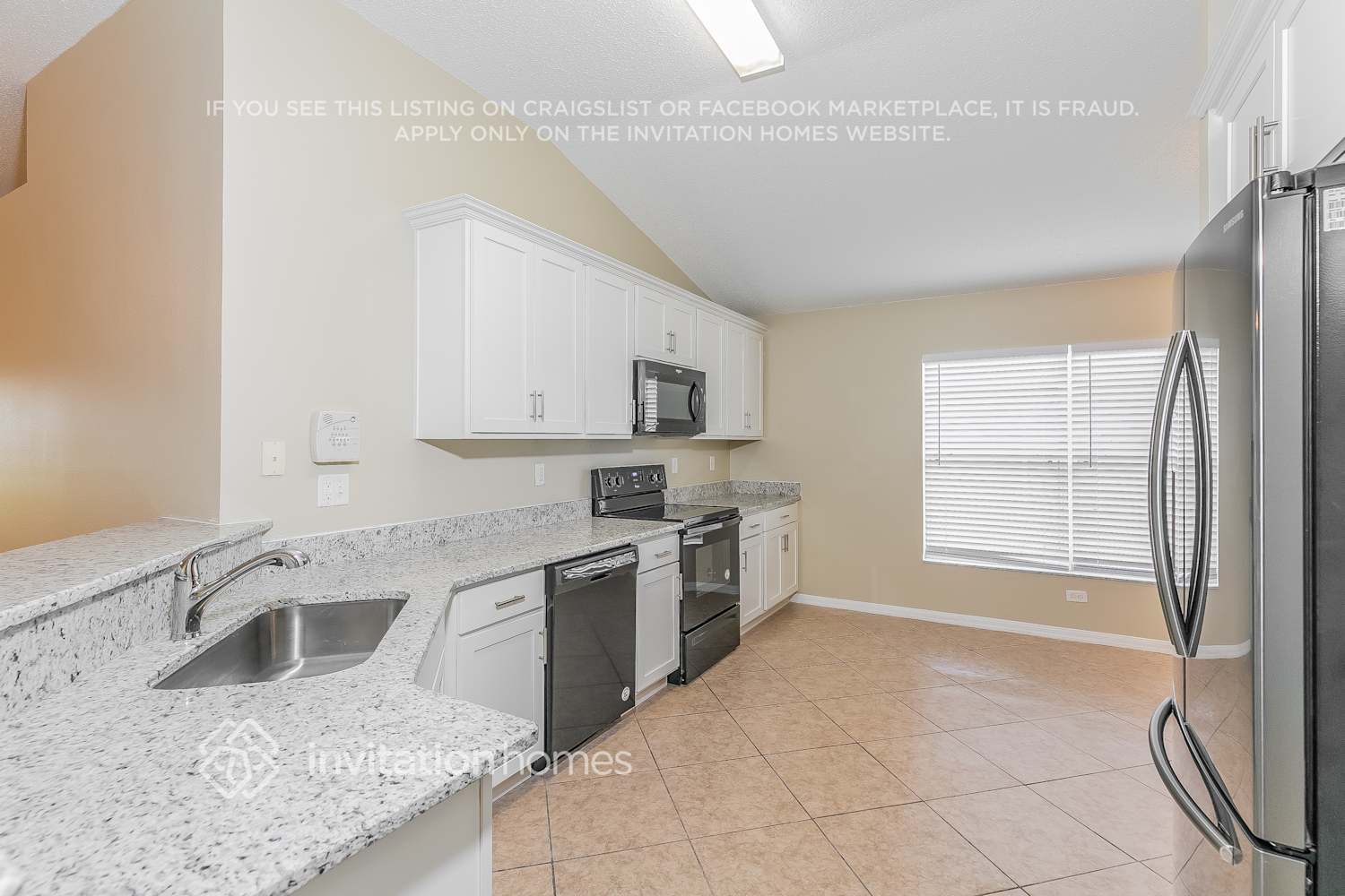 Building Photo - 1433 Hemingway Blvd