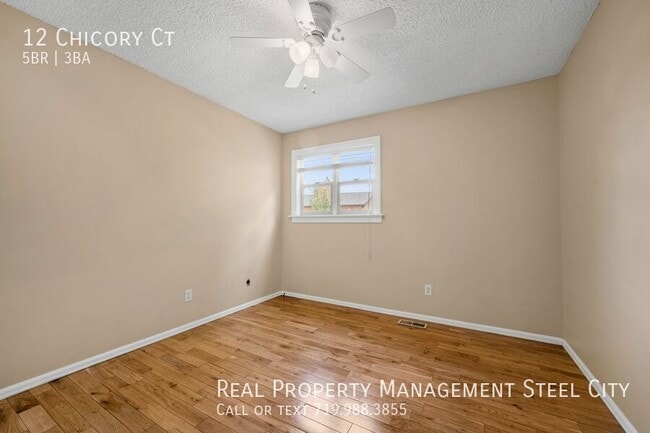 Building Photo - 12 Chicory Ct