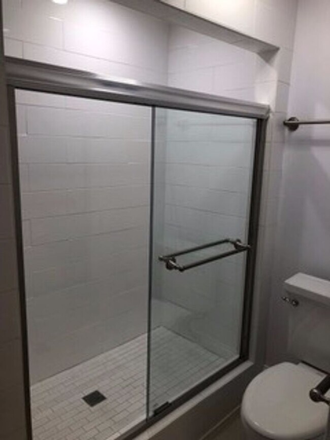 Building Photo - 6062 Butler St