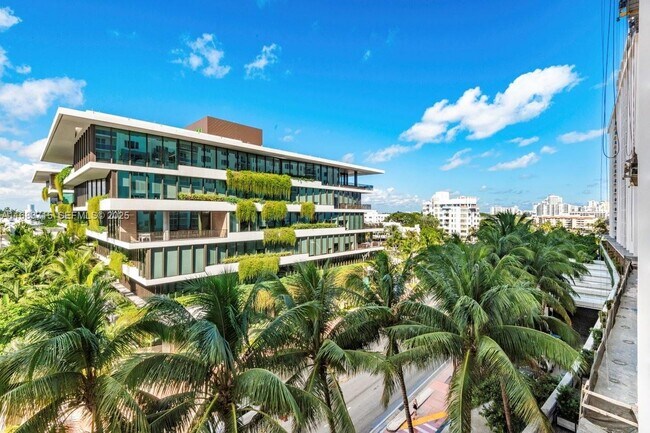 Building Photo - 2301 Collins Ave