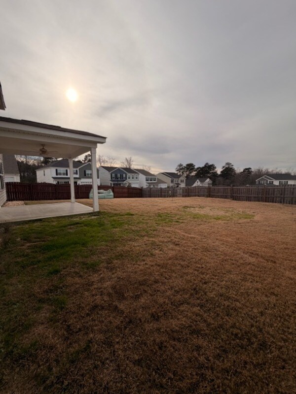 Building Photo - 501 Cricket Chirp Ln