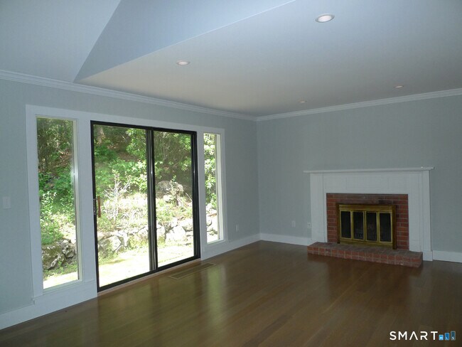 Building Photo - 342 Heritage Vlg