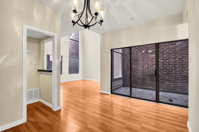 Building Photo - 7447 Cambridge St