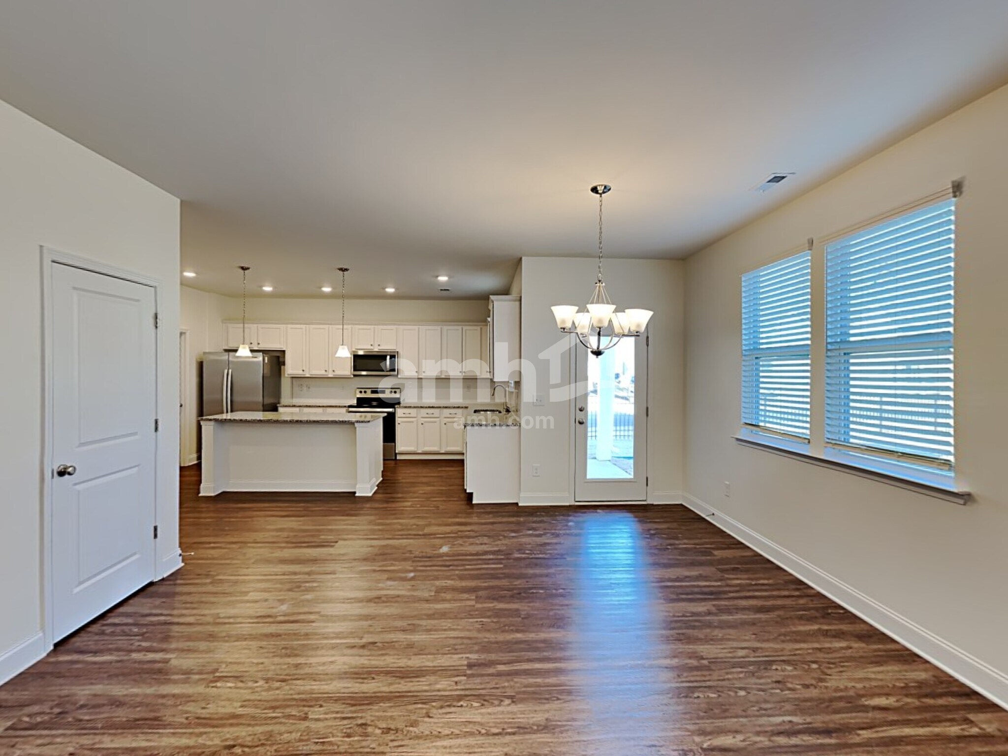 Building Photo - 2134 Laurel Vlg Cir