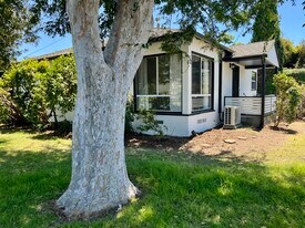 Building Photo - 11552 Braddock Dr