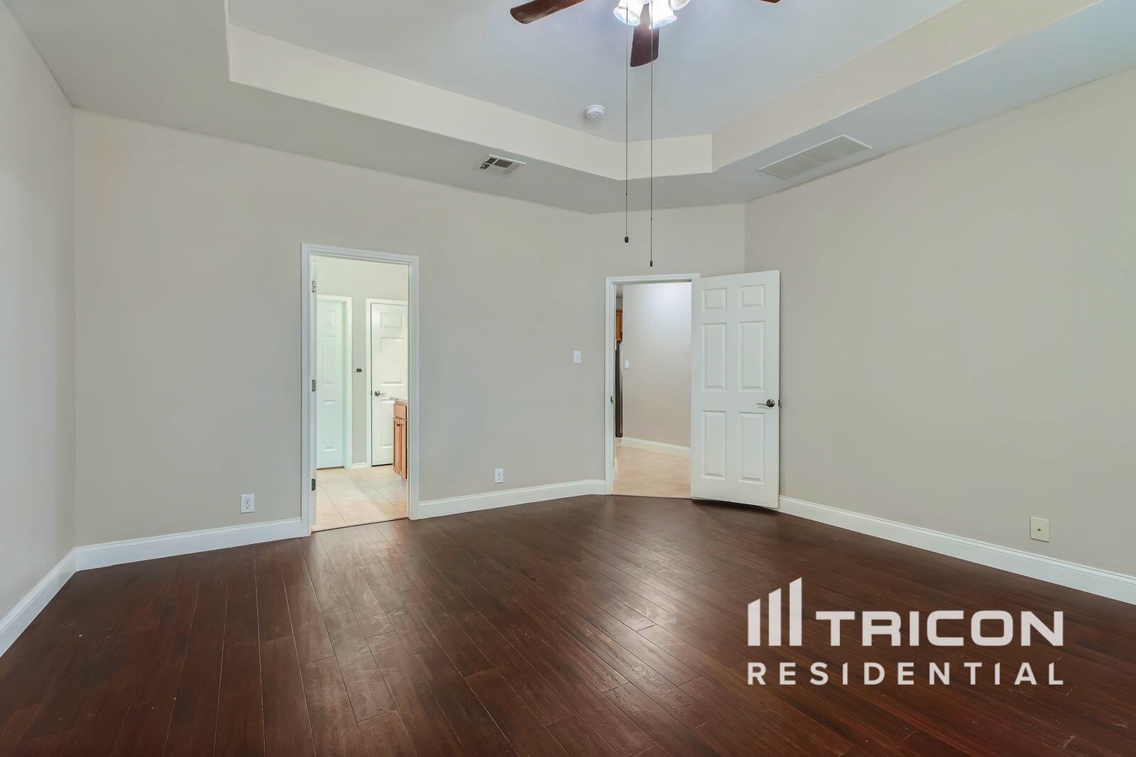 Building Photo - 213 Ridge Bluff