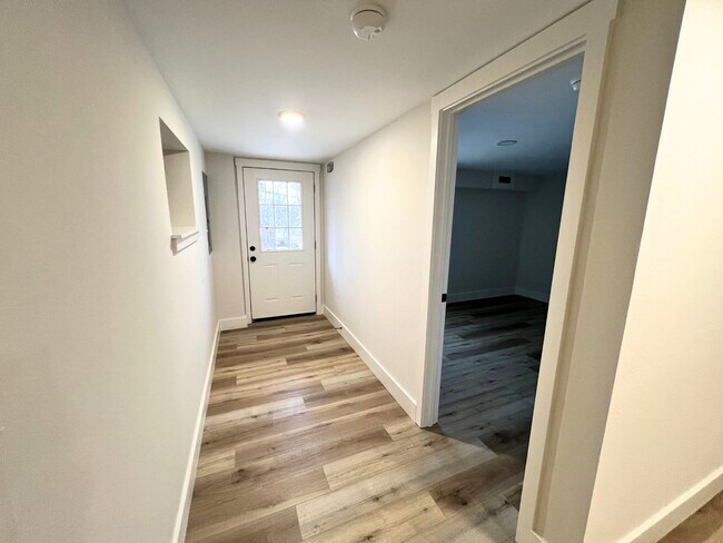 Building Photo - 9905 Coward Mill Rd