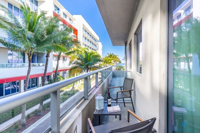 Building Photo - 777 N Ocean Dr