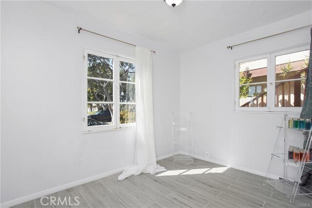 Building Photo - 251 Avenida Del Mar