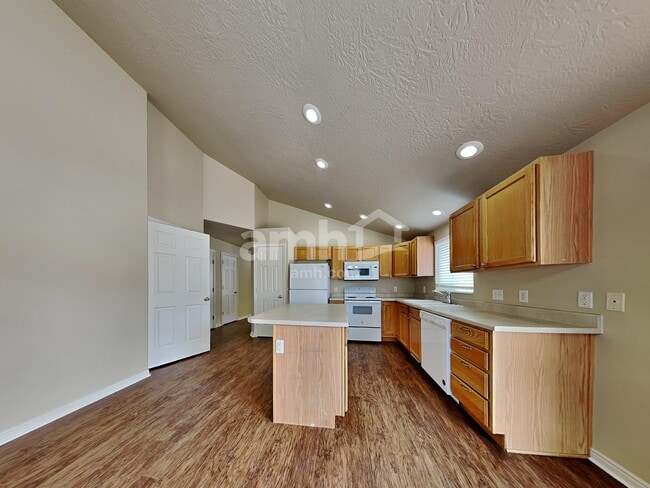 Building Photo - 2437 Cider Pl