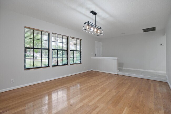 Building Photo - 19075 Talon Way