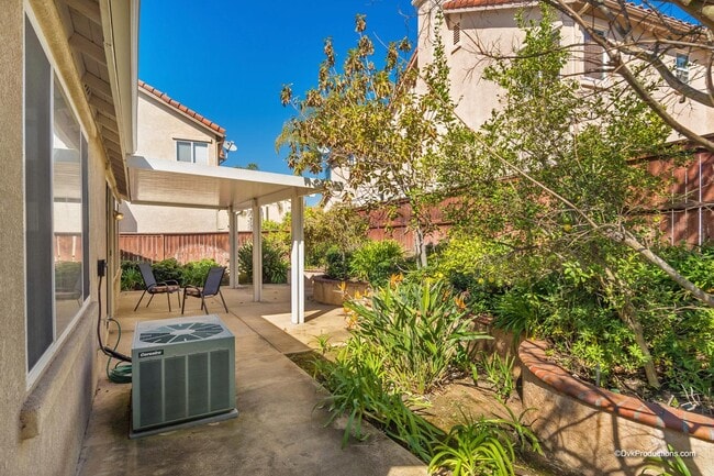 Building Photo - 575 Chesterfield Cir