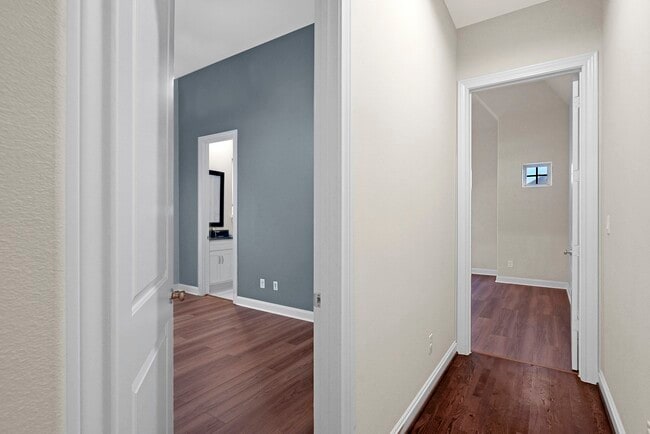 Building Photo - 5731 Kiam St