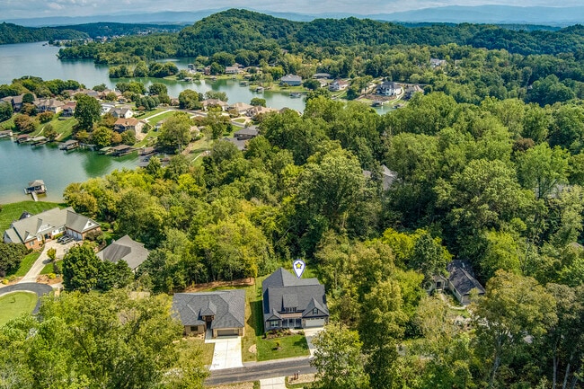 Building Photo - 310 Dudala Way