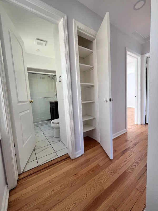 Building Photo - 3623 W Foster Ave