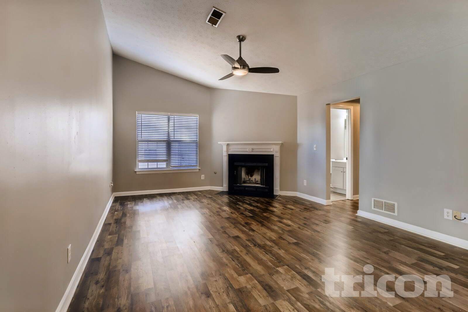 Building Photo - 270 Hayward Ln