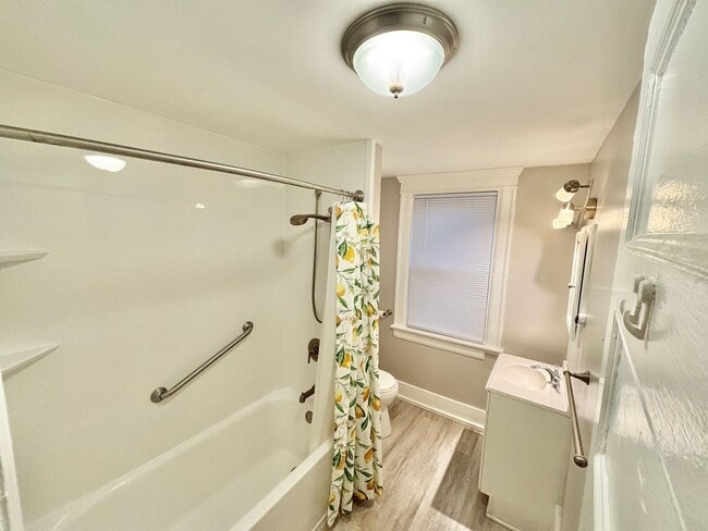 Building Photo - 19-21 Cornell Street