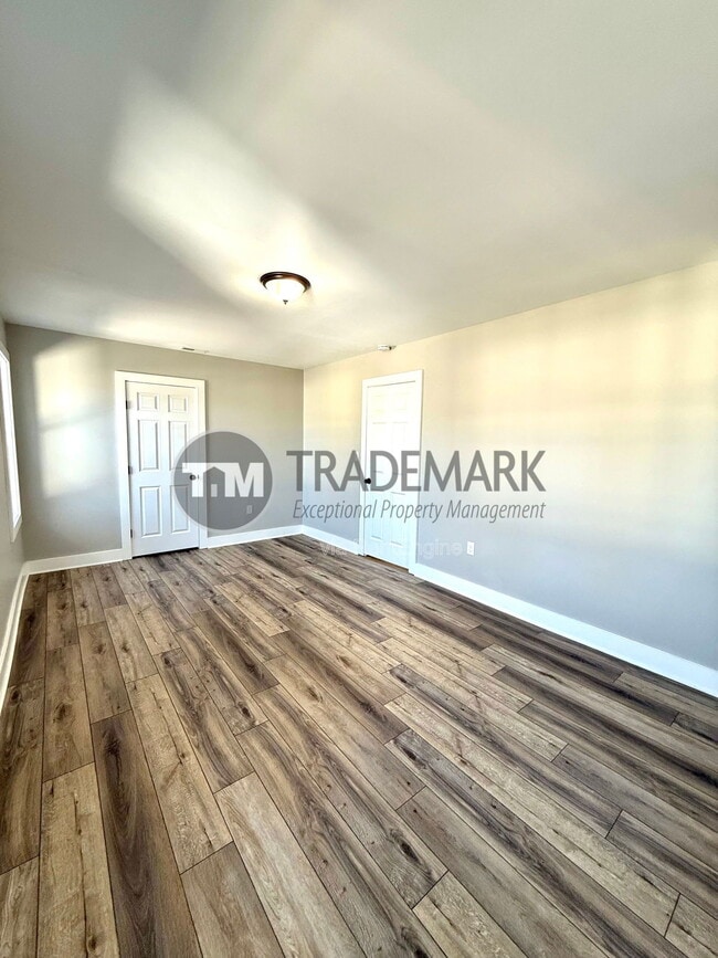 Building Photo - 42 N State St