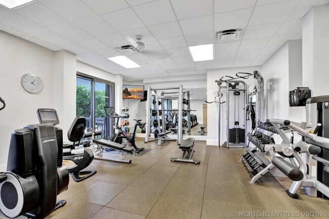 Building Photo - 4748 S Ocean Blvd