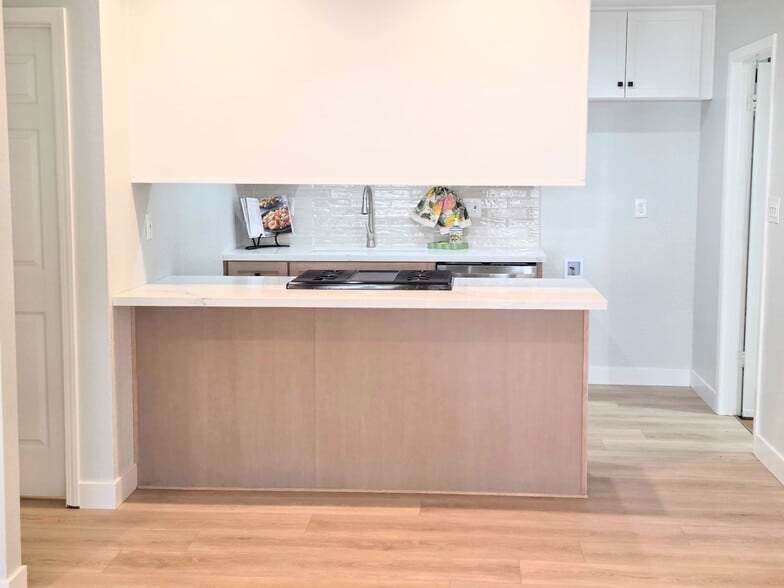 Building Photo - 228 Carmillita Way