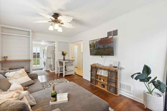 Building Photo - 503 Cornell Ave