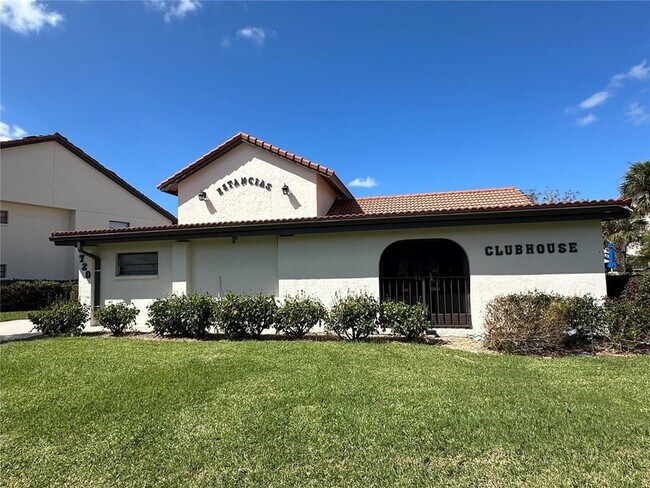 Building Photo - 760 Avenida Estancias