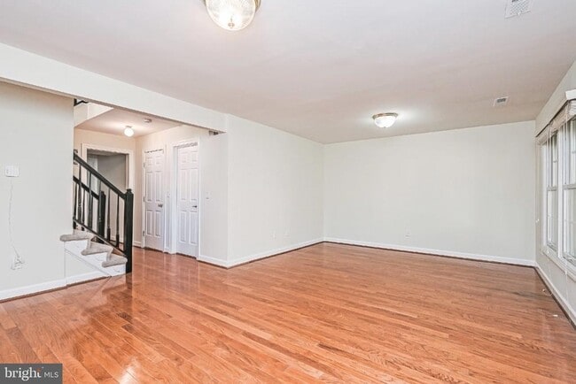 Building Photo - 12700 Dogwood Hills Ln