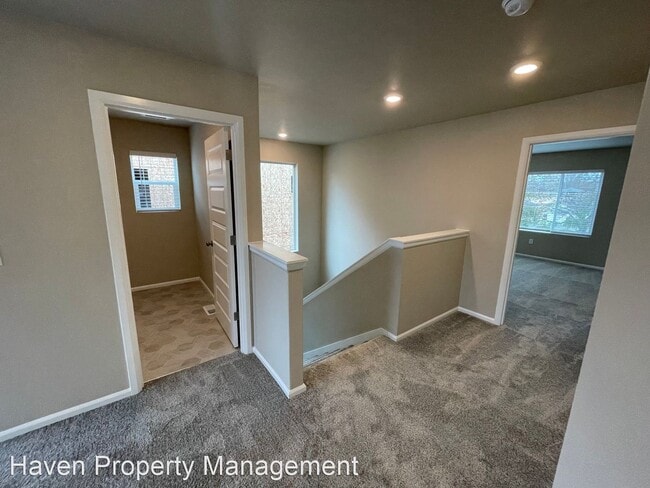 Building Photo - 4 br, 3 bath House - 1527 29th ST NW