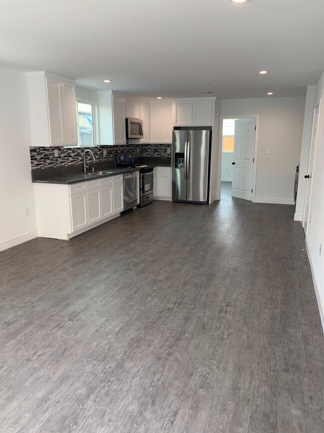 Building Photo - 2507 Cincinnati St