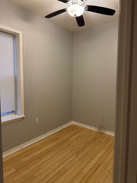 Building Photo - 3211 W Montgomery Ave