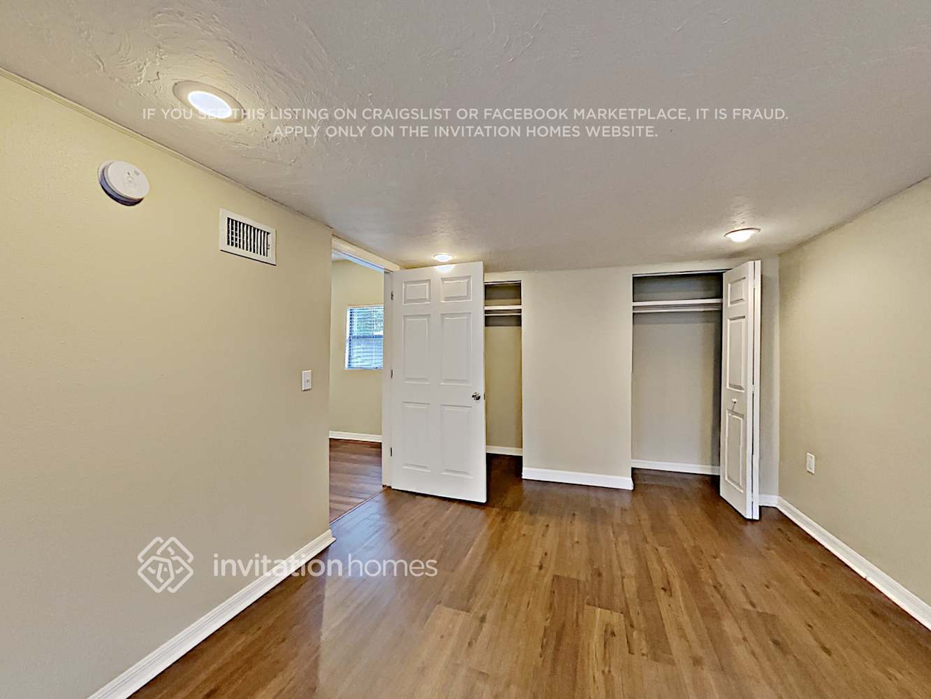 Building Photo - 807 35th St W