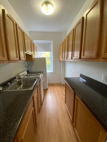 Building Photo - 1601 Beacon St
