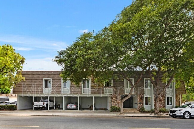 Building Photo - 801 C Ave