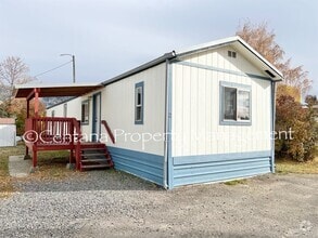 Building Photo - 2 bedroom 2 bathroom mobile home on Cobban!