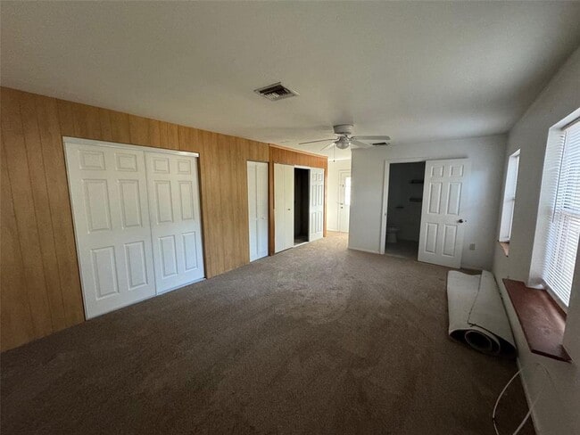 Building Photo - 4908 21st St W