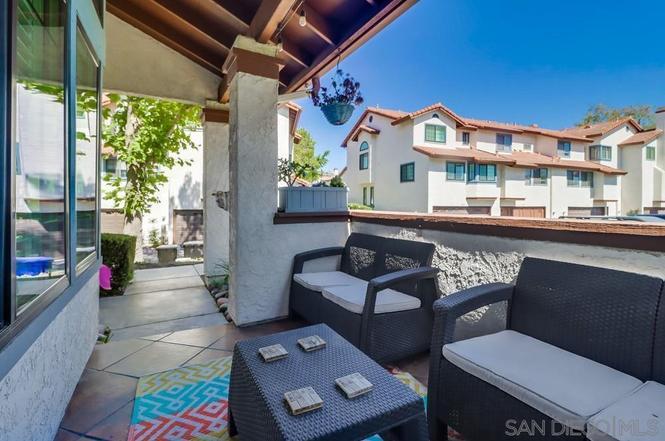 Building Photo - 7880 Mission Vista Dr