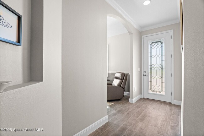 Building Photo - 2718 Addison Dr