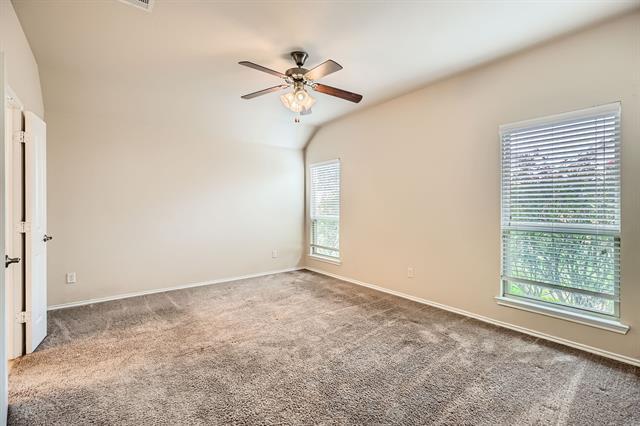Building Photo - 9916 Pronghorn Rd